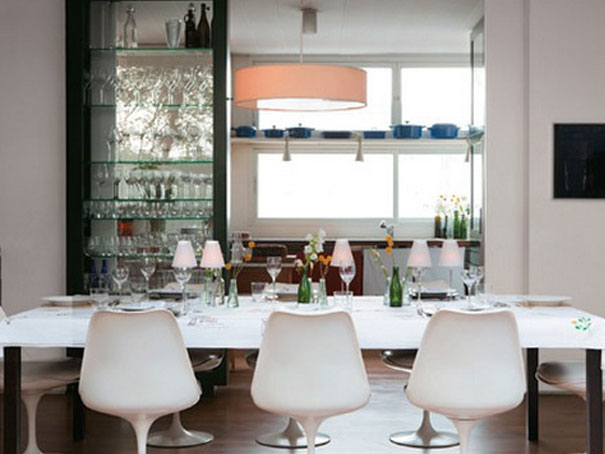 mesa_jantar_saarinen